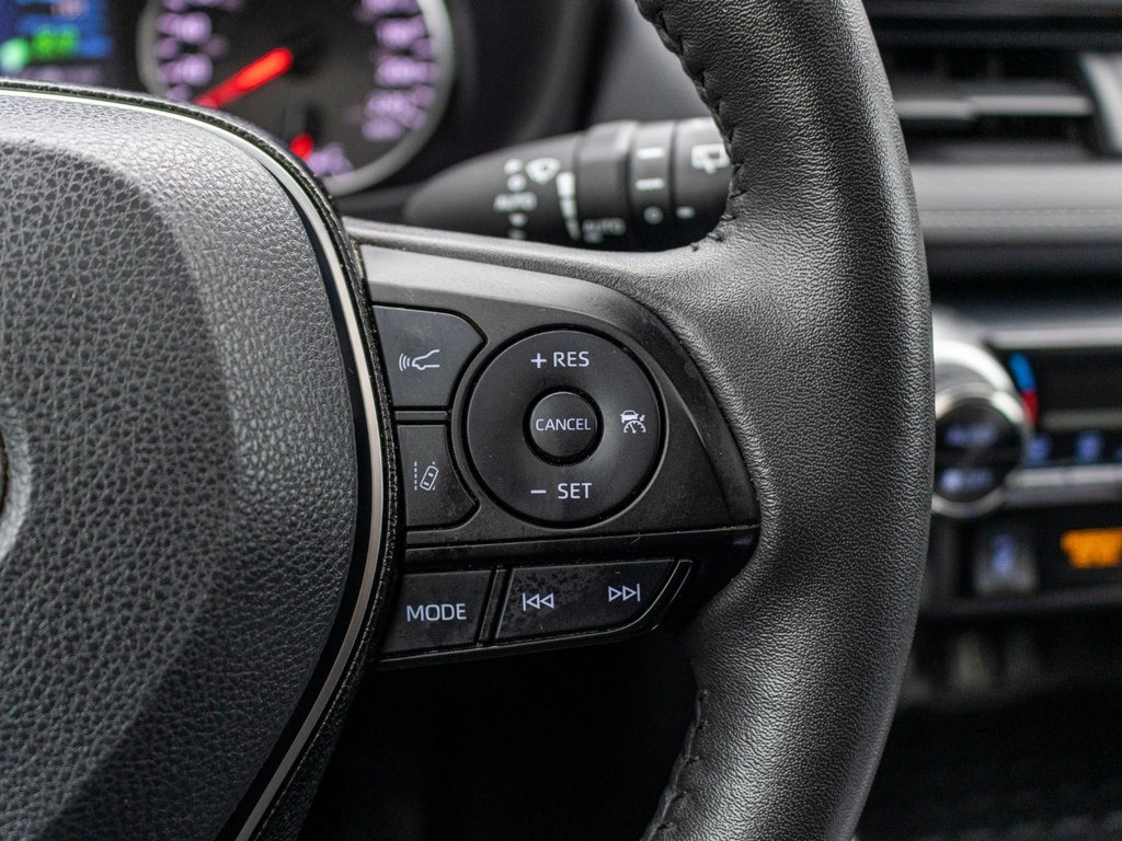 Toyota RAV4 XLE 2021 à Charlemagne, Québec - 12 - w1024h768px