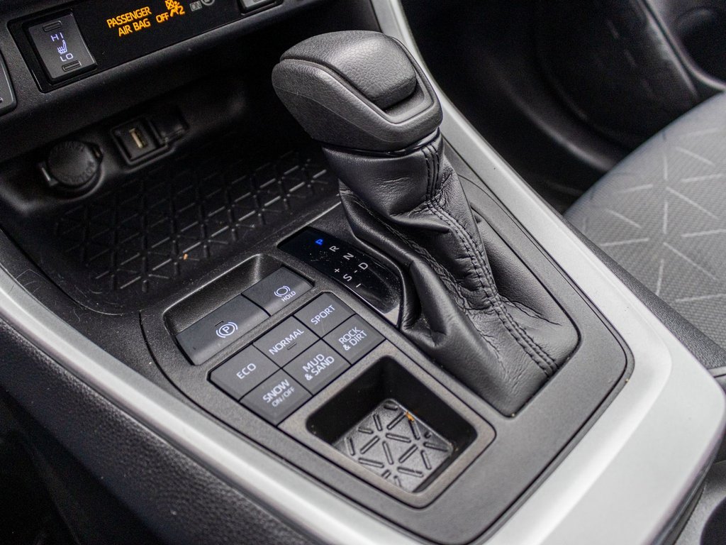 Toyota RAV4 XLE 2021 à Charlemagne, Québec - 15 - w1024h768px