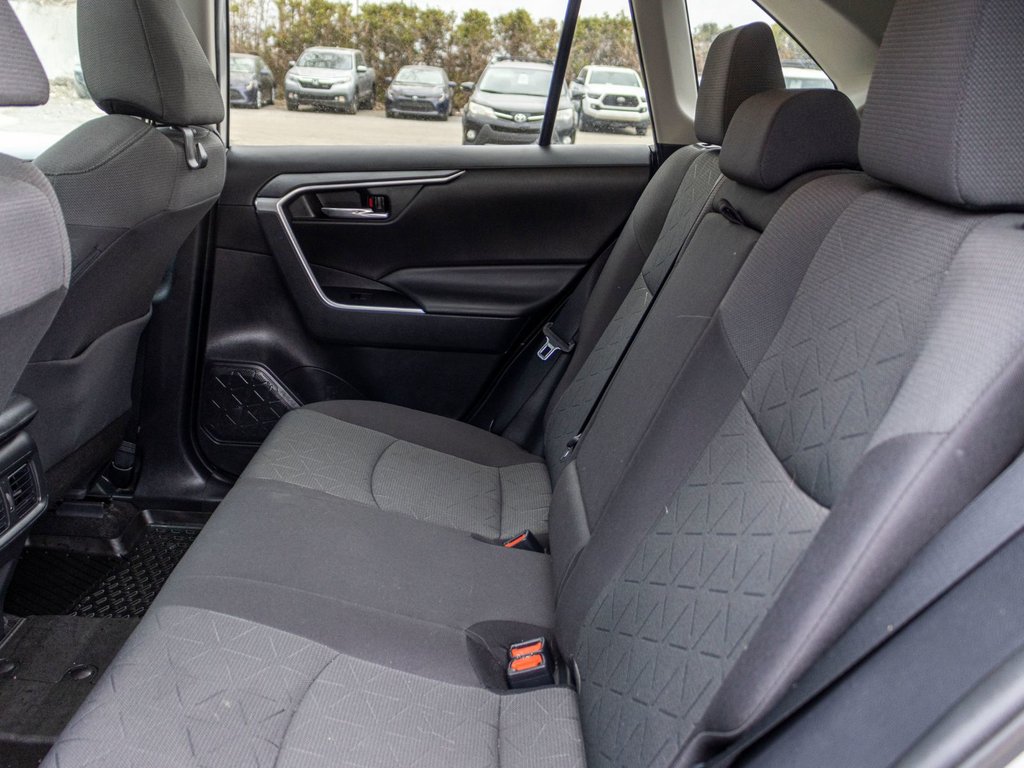 Toyota RAV4 XLE 2021 à Charlemagne, Québec - 30 - w1024h768px