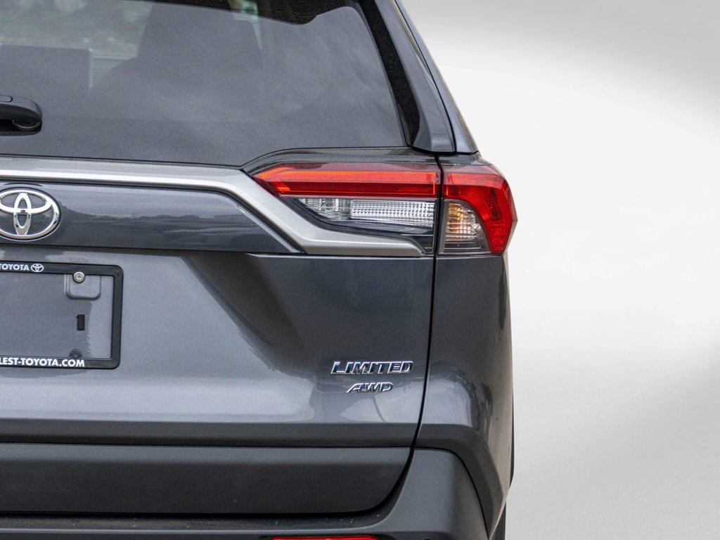 Toyota RAV4 Limited 2021 à Charlemagne, Québec - 36 - w1024h768px