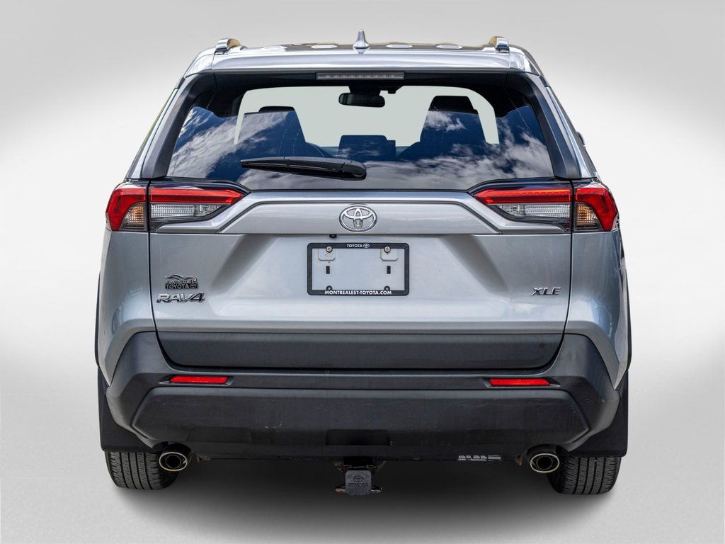 2021 Toyota RAV4 XLE AWD **JAMAIS ACCIDENTÉ+TOIT+CARPLAY+MAG** in Saint-Jérôme, Quebec - 5 - w1024h768px