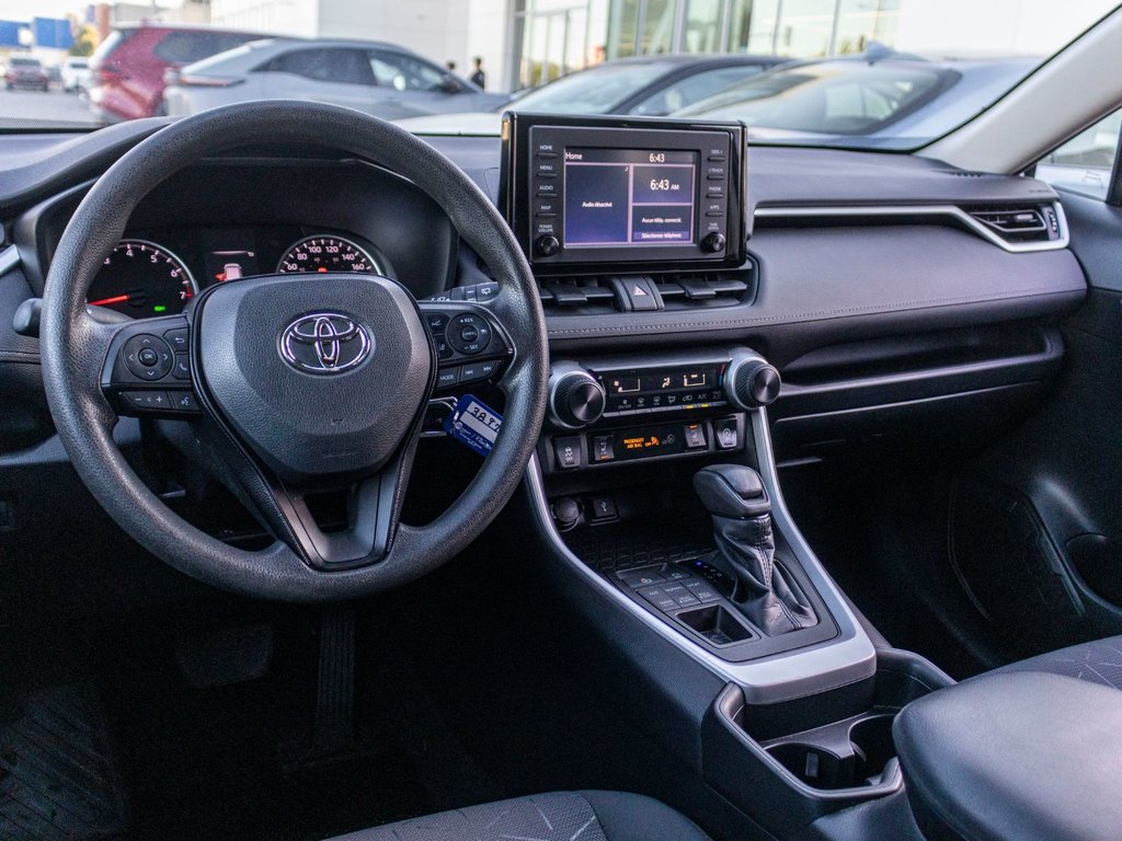 2021 Toyota RAV4 LE AWD **JAMAIS ACCIDENTÉ+CARPLAY+CAMÉRA** in Charlemagne, Quebec - 7 - w1024h768px