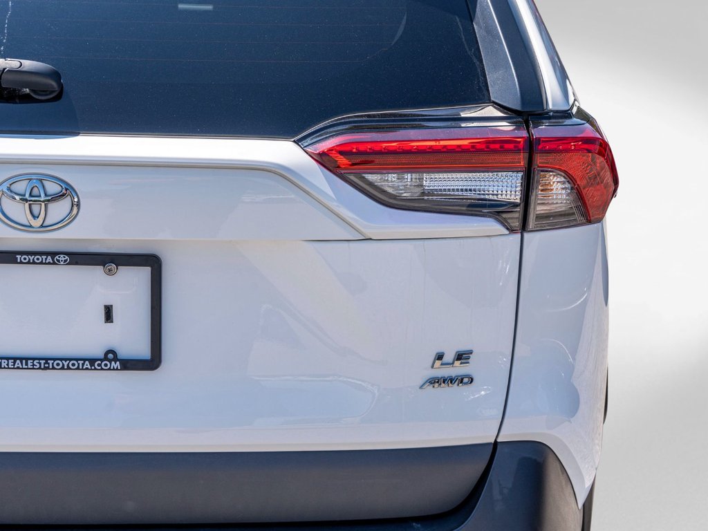 2021 Toyota RAV4 LE AWD **JAMAIS ACCIDENTÉ+CARPLAY+CAMÉRA** in Saint-Jérôme, Quebec - 32 - w1024h768px