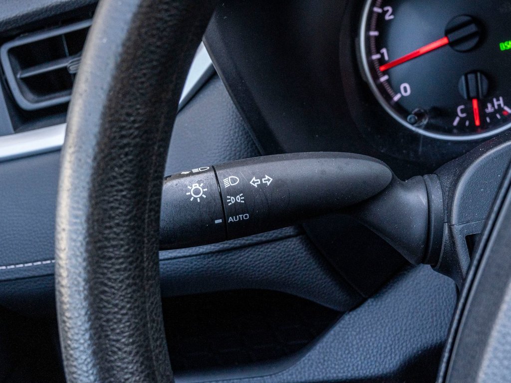 2021 Toyota RAV4 LE AWD **JAMAIS ACCIDENTÉ+CARPLAY+CAMÉRA** in Saint-Jérôme, Quebec - 22 - w1024h768px