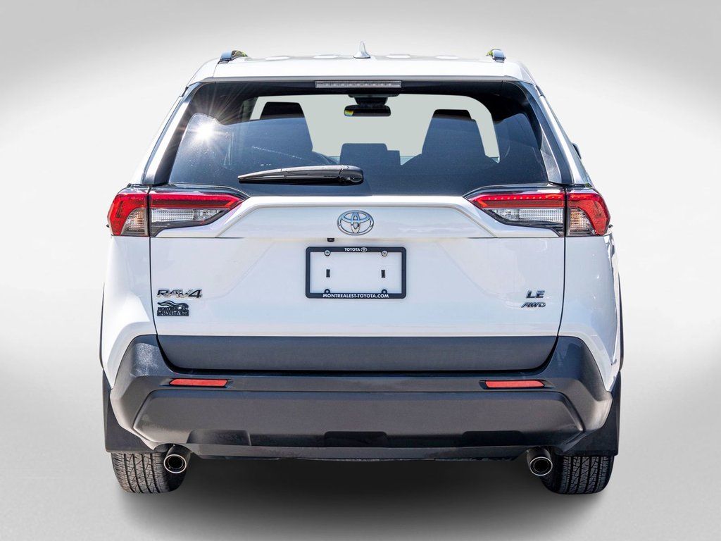 2021 Toyota RAV4 LE AWD **JAMAIS ACCIDENTÉ+CARPLAY+CAMÉRA** in Saint-Jérôme, Quebec - 5 - w1024h768px