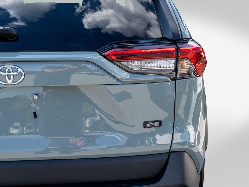 Toyota RAV4 TRAIL **AUCUN CARFAX**TOIT+CUIR+19PO+CARPLAY** 2021 à Charlemagne, Québec - 25 - w1024h768px