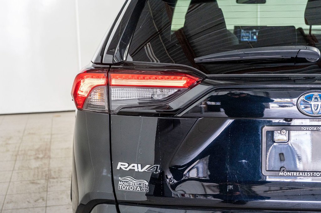 2022 Toyota RAV4 Hybride SE **JAMAIS ACCIDENTÉ+CARPLAY+CAMÉRA+MAG** in Charlemagne, Quebec - 24 - w1024h768px