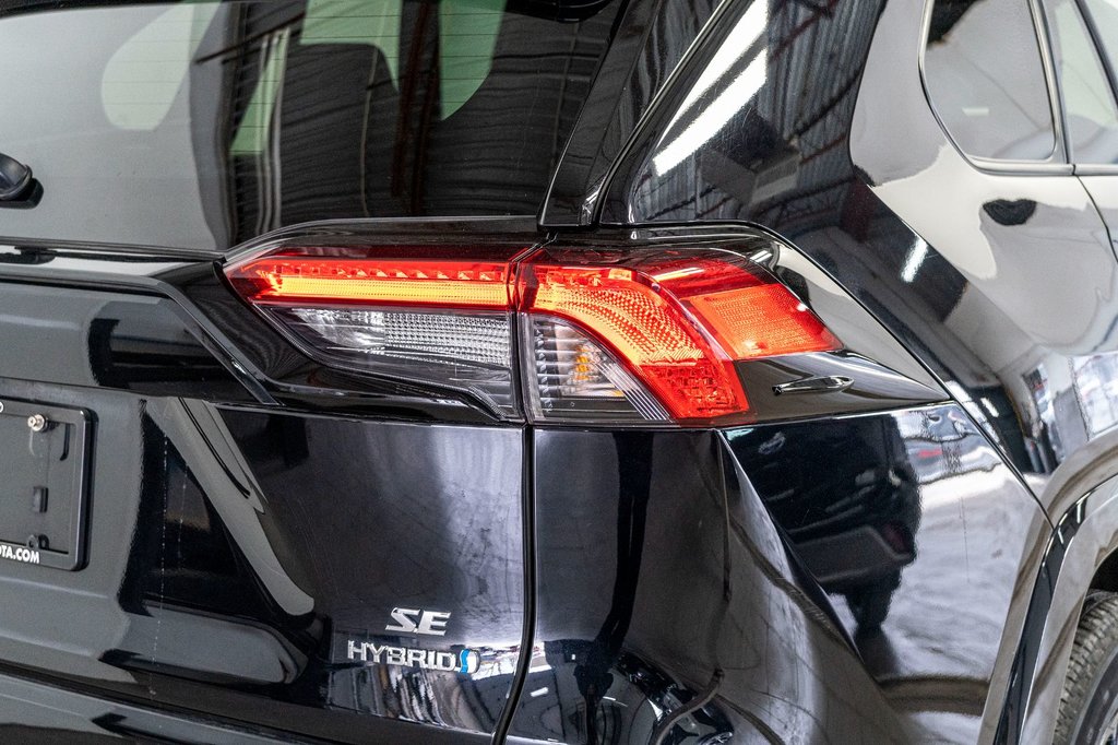 2022 Toyota RAV4 Hybride SE **JAMAIS ACCIDENTÉ+CARPLAY+CAMÉRA+MAG** in Charlemagne, Quebec - 27 - w1024h768px