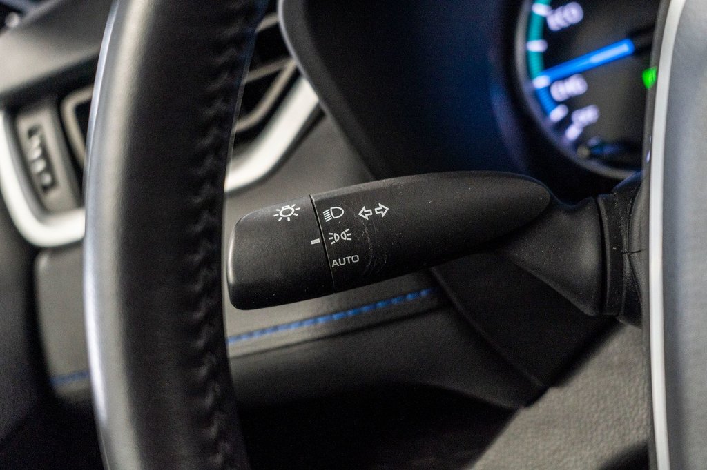 2022 Toyota RAV4 Hybride SE **JAMAIS ACCIDENTÉ+CARPLAY+CAMÉRA+MAG** in Charlemagne, Quebec - 16 - w1024h768px