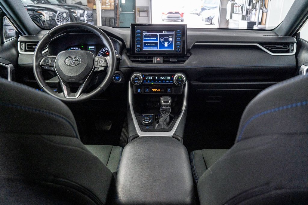 2022 Toyota RAV4 Hybride SE **JAMAIS ACCIDENTÉ+CARPLAY+CAMÉRA+MAG** in Charlemagne, Quebec - 18 - w1024h768px