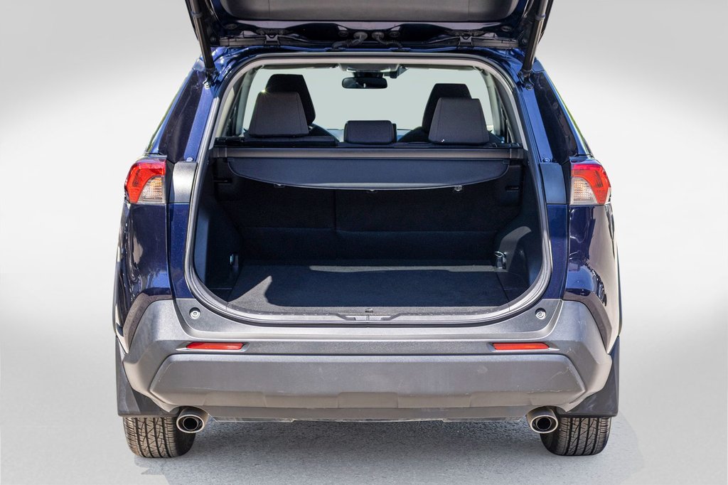 2022 Toyota RAV4 XLE **JAMAIS ACCIDENTÉ+CARPLAY+CAMÉRA+MAG** in Charlemagne, Quebec - 30 - w1024h768px