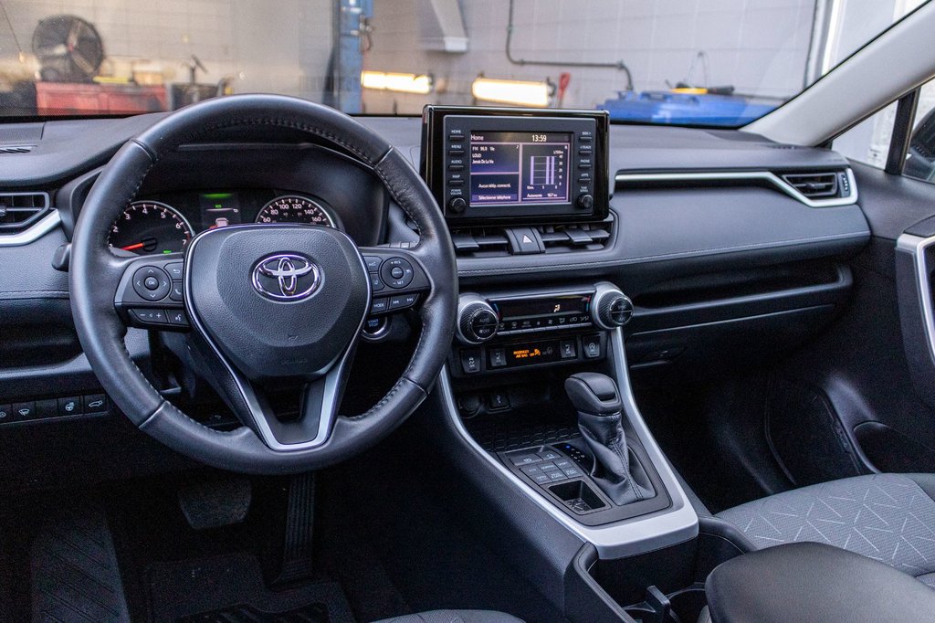 2022 Toyota RAV4 XLE **JAMAIS ACCIDENTÉ+CARPLAY+CAMÉRA+MAG** in Charlemagne, Quebec - 7 - w1024h768px