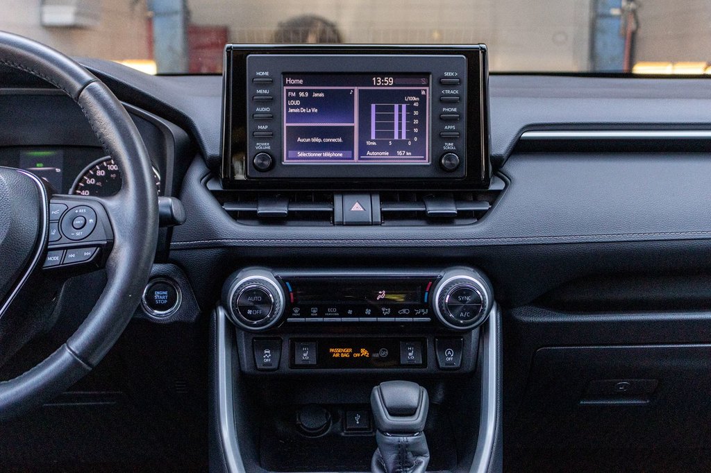 2022 Toyota RAV4 XLE **JAMAIS ACCIDENTÉ+CARPLAY+CAMÉRA+MAG** in Charlemagne, Quebec - 9 - w1024h768px