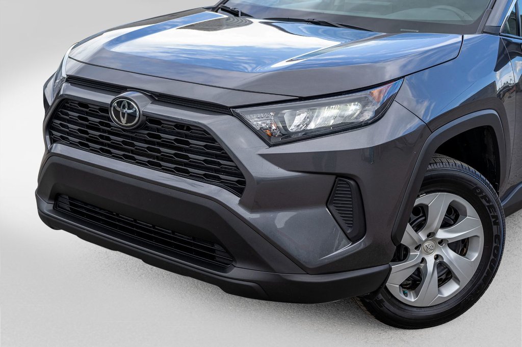 2022 Toyota RAV4 LE AWD **JAMAIS ACCIDENTÉ+CAMÉRA+CARPLAY** in Charlemagne, Quebec - 26 - w1024h768px
