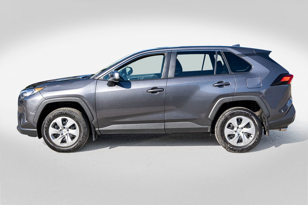 2022 Toyota RAV4 LE AWD **JAMAIS ACCIDENTÉ+CARPLAY+CAMÉRA** in Charlemagne, Quebec - 3 - w1024h768px