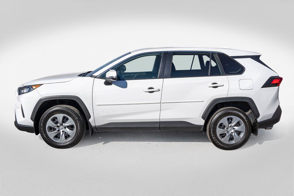 2022 Toyota RAV4 LE AWD **JAMAIS ACCIDENTÉ+CARPLAY+CAMÉRA** in Charlemagne, Quebec - 3 - w1024h768px