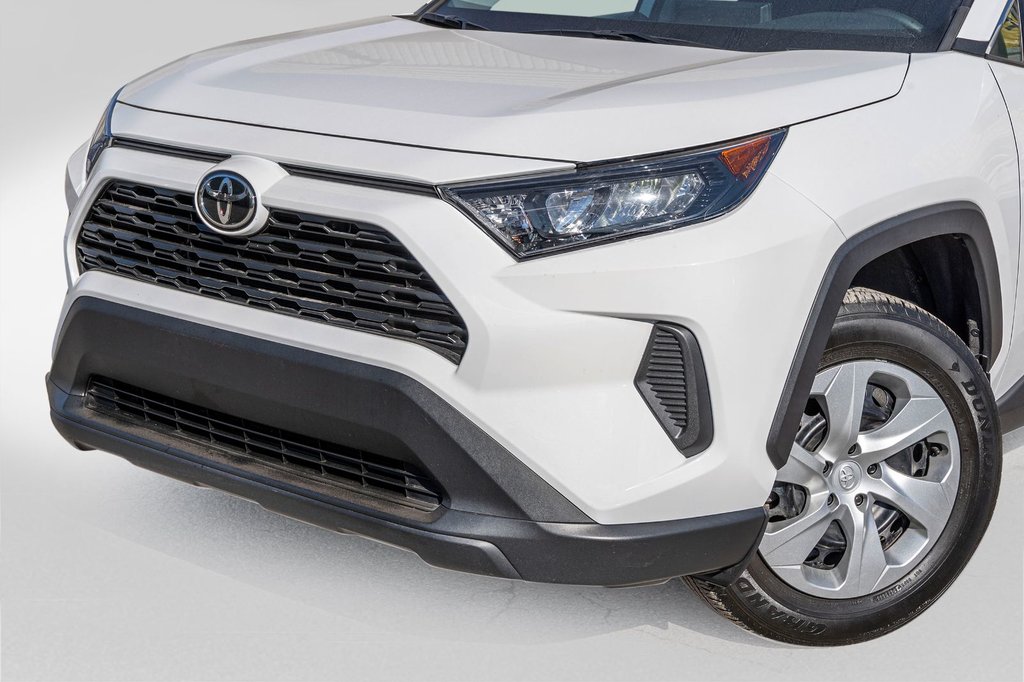 2022 Toyota RAV4 LE AWD **JAMAIS ACCIDENTÉ+CARPLAY+CAMÉRA** in Charlemagne, Quebec - 27 - w1024h768px