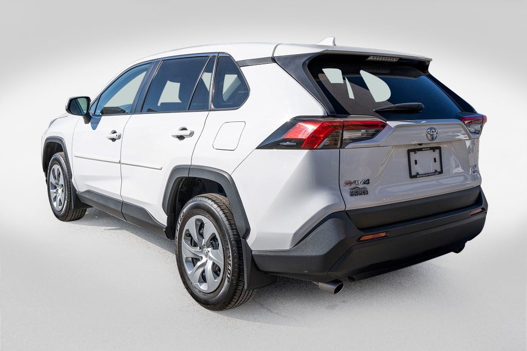 2022 Toyota RAV4 LE AWD **JAMAIS ACCIDENTÉ+CARPLAY+CAMÉRA** in Charlemagne, Quebec - 4 - w1024h768px