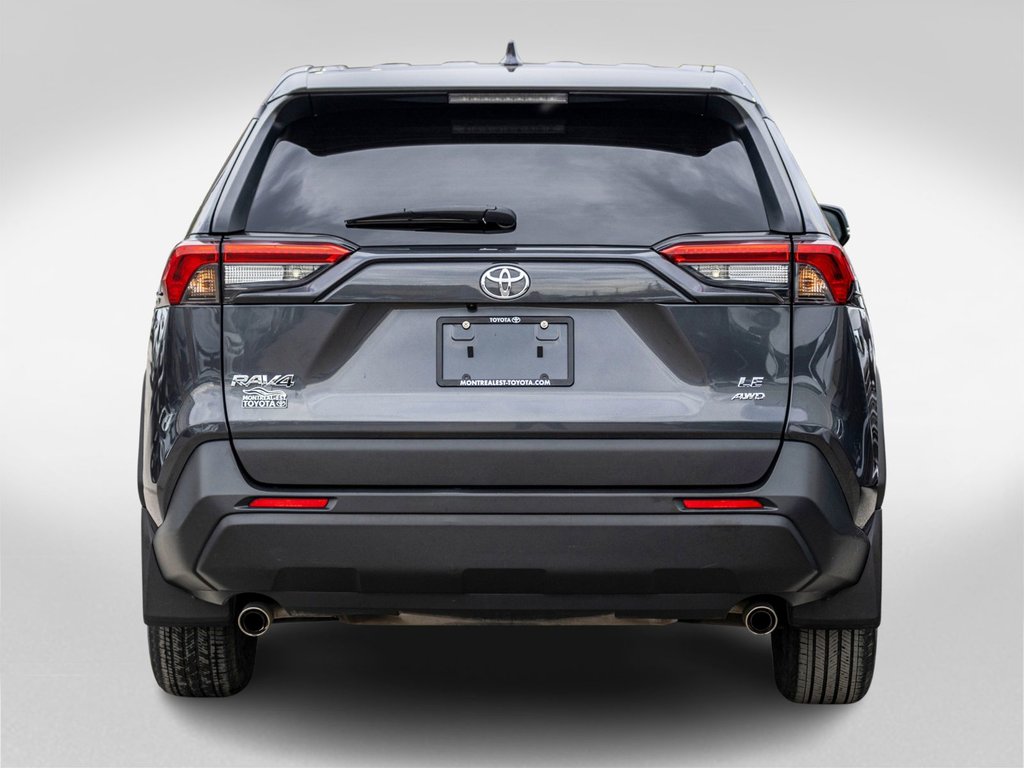 2022 Toyota RAV4 LE in Charlemagne, Quebec - 5 - w1024h768px