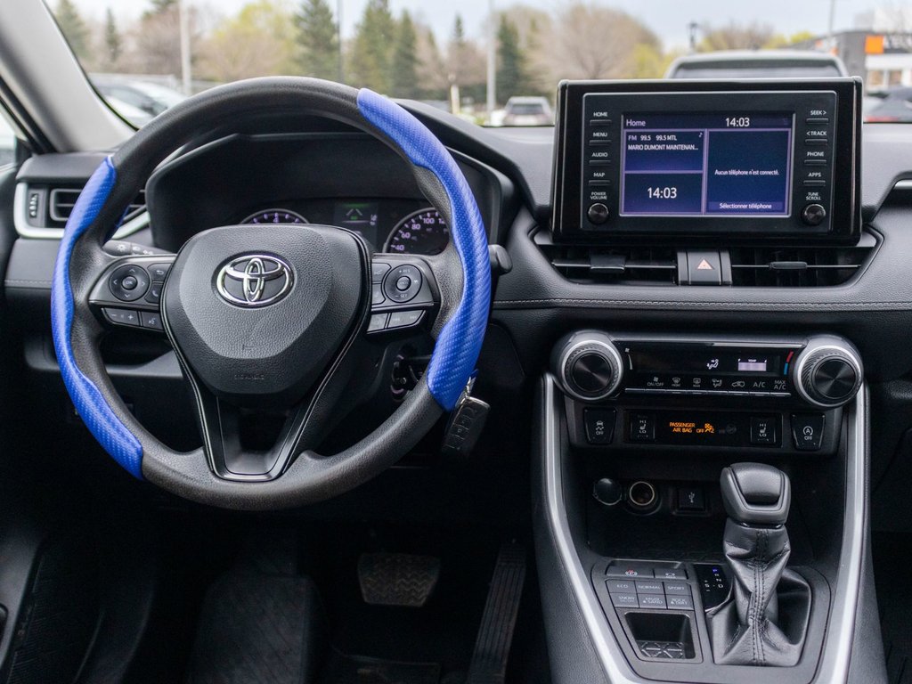 2022 Toyota RAV4 LE in Charlemagne, Quebec - 8 - w1024h768px