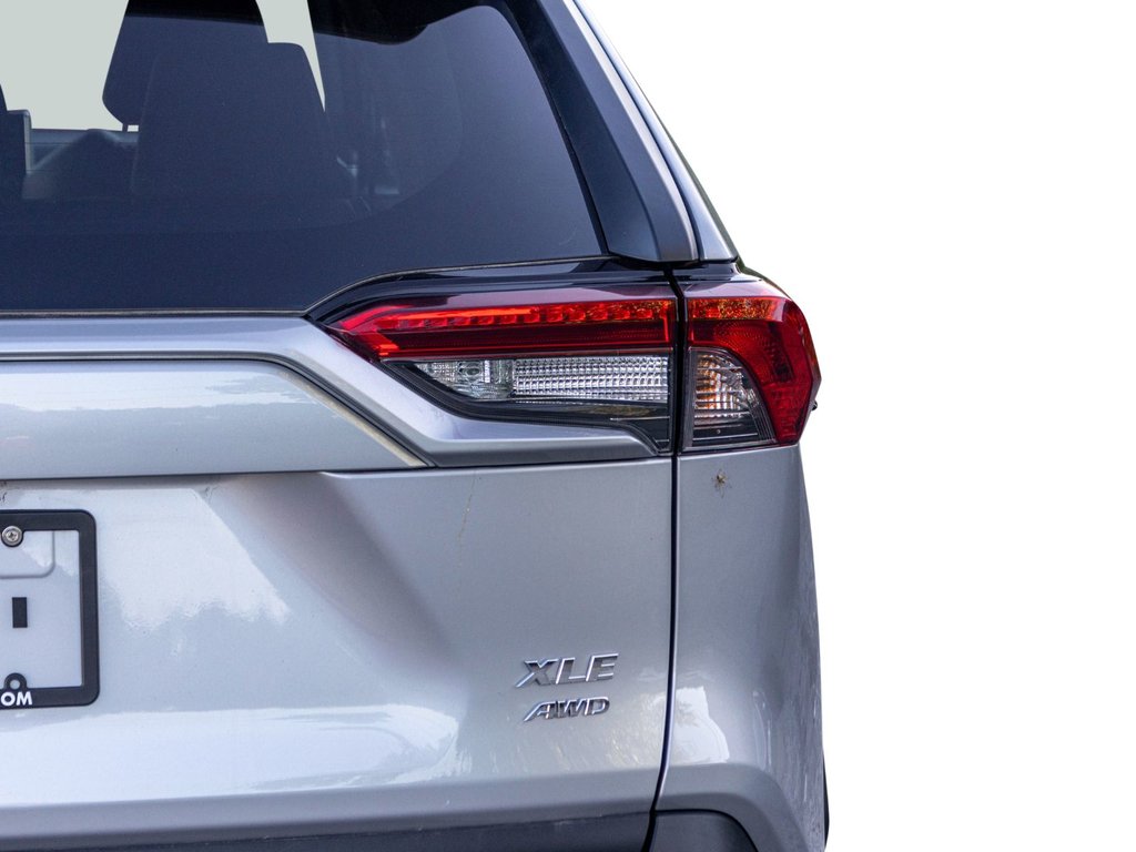 2022 Toyota RAV4 XLE AWD **JAMAIS ACCIDENTÉ + CARPLAY + CAM 360 in Saint-Jérôme, Quebec - 33 - w1024h768px