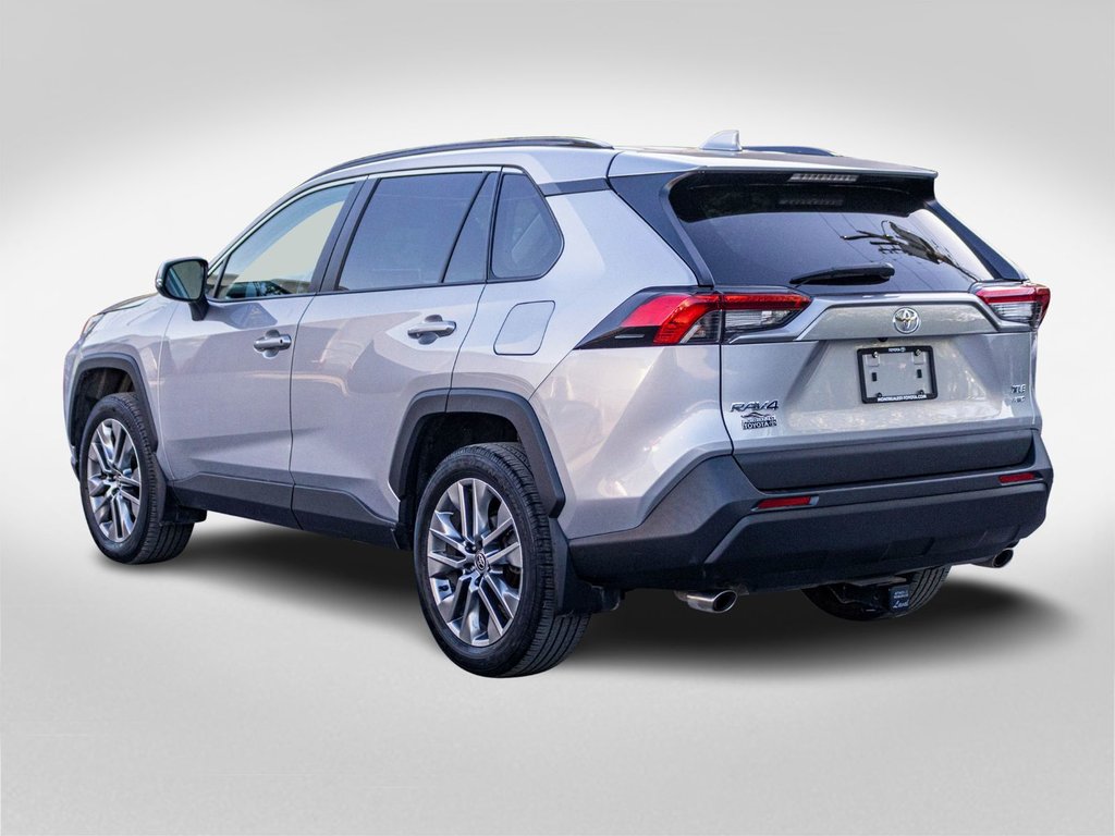 2022 Toyota RAV4 XLE AWD **JAMAIS ACCIDENTÉ + CARPLAY + CAM 360 in Saint-Jérôme, Quebec - 4 - w1024h768px