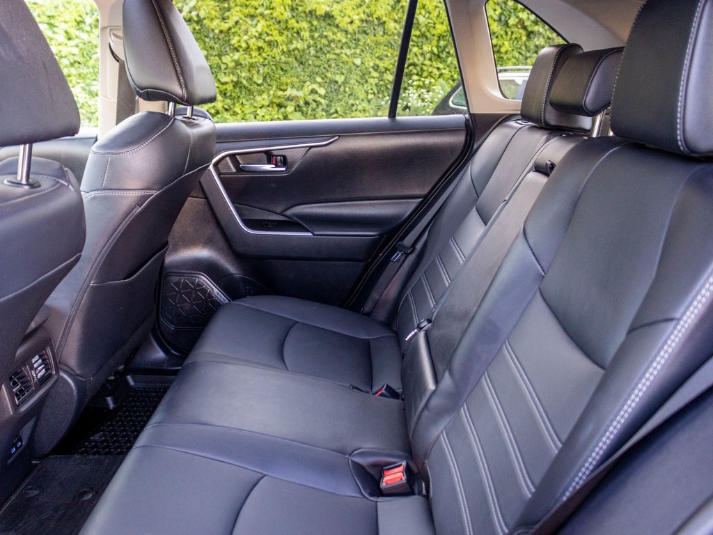 2022 Toyota RAV4 XLE AWD **JAMAIS ACCIDENTÉ + CARPLAY + CAM 360 in Saint-Jérôme, Quebec - 30 - w1024h768px