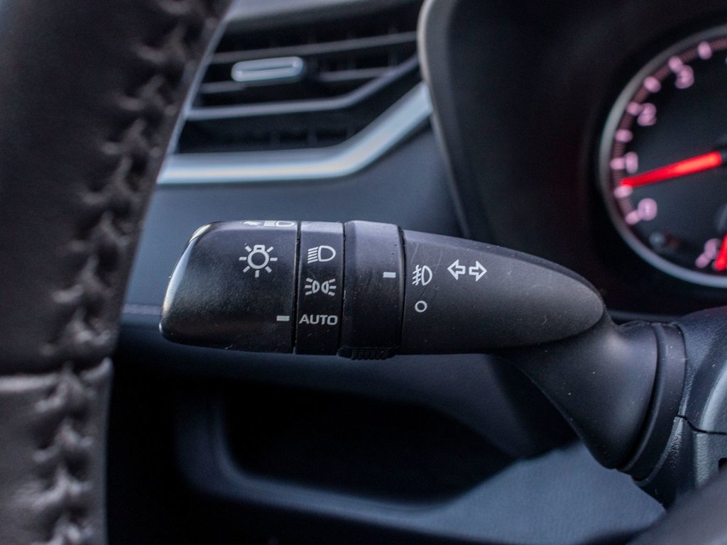 2022 Toyota RAV4 XLE AWD **JAMAIS ACCIDENTÉ + CARPLAY + CAM 360 in Saint-Jérôme, Quebec - 19 - w1024h768px