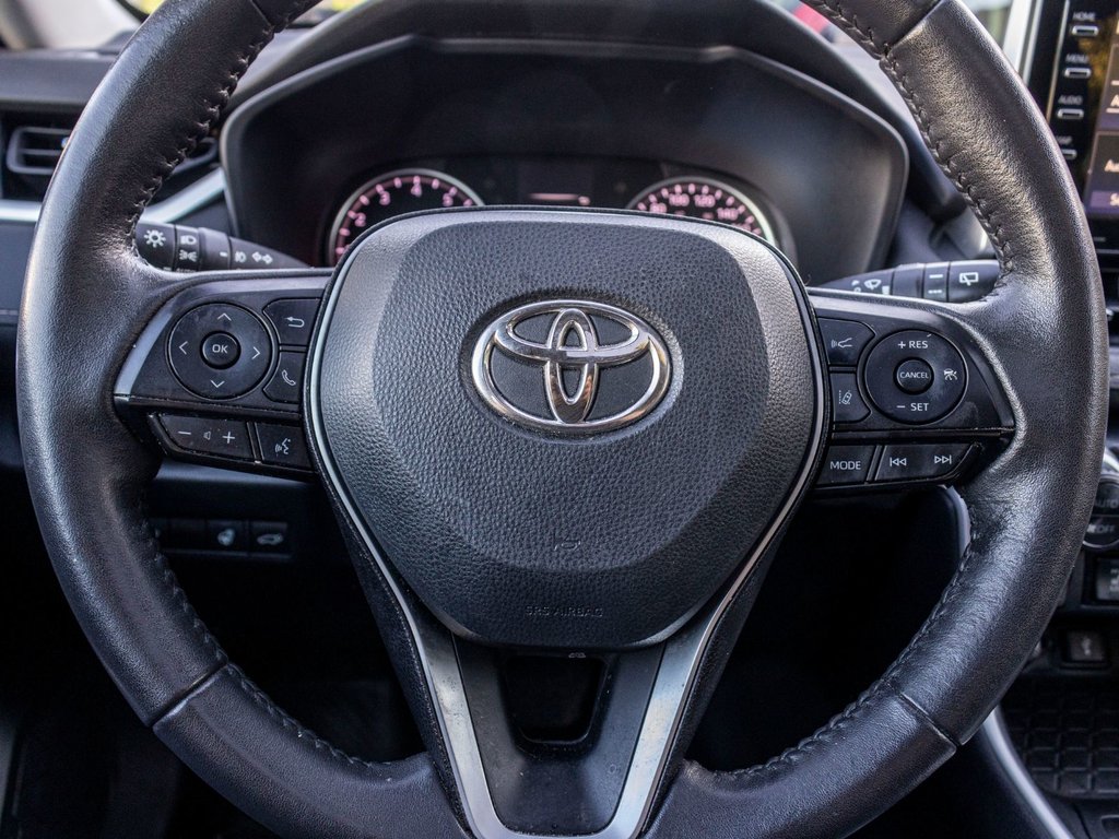 2022 Toyota RAV4 XLE AWD **JAMAIS ACCIDENTÉ + CARPLAY + CAM 360 in Saint-Jérôme, Quebec - 10 - w1024h768px