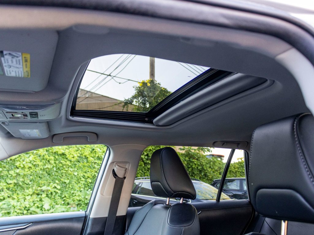 2022 Toyota RAV4 XLE AWD **JAMAIS ACCIDENTÉ + CARPLAY + CAM 360 in Saint-Jérôme, Quebec - 27 - w1024h768px