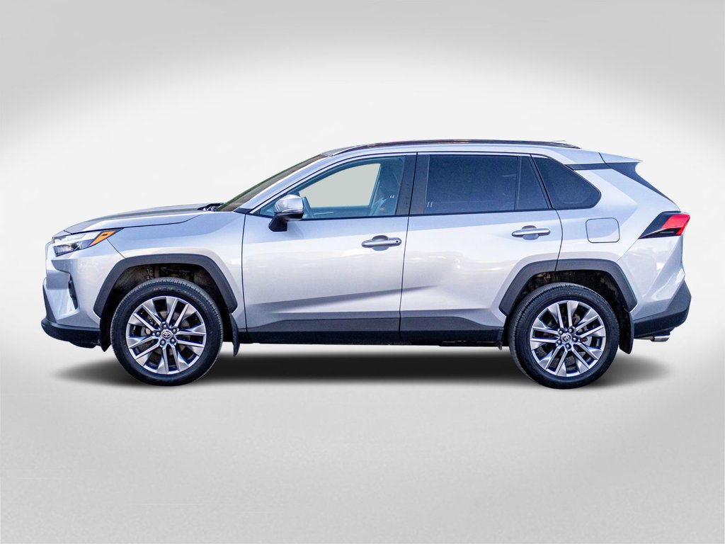 2022 Toyota RAV4 XLE AWD **JAMAIS ACCIDENTÉ + CARPLAY + CAM 360 in Saint-Jérôme, Quebec - 3 - w1024h768px
