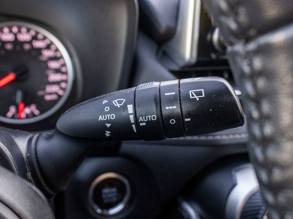 2022 Toyota RAV4 XLE AWD **JAMAIS ACCIDENTÉ + CARPLAY + CAM 360 in Saint-Jérôme, Quebec - 20 - w1024h768px