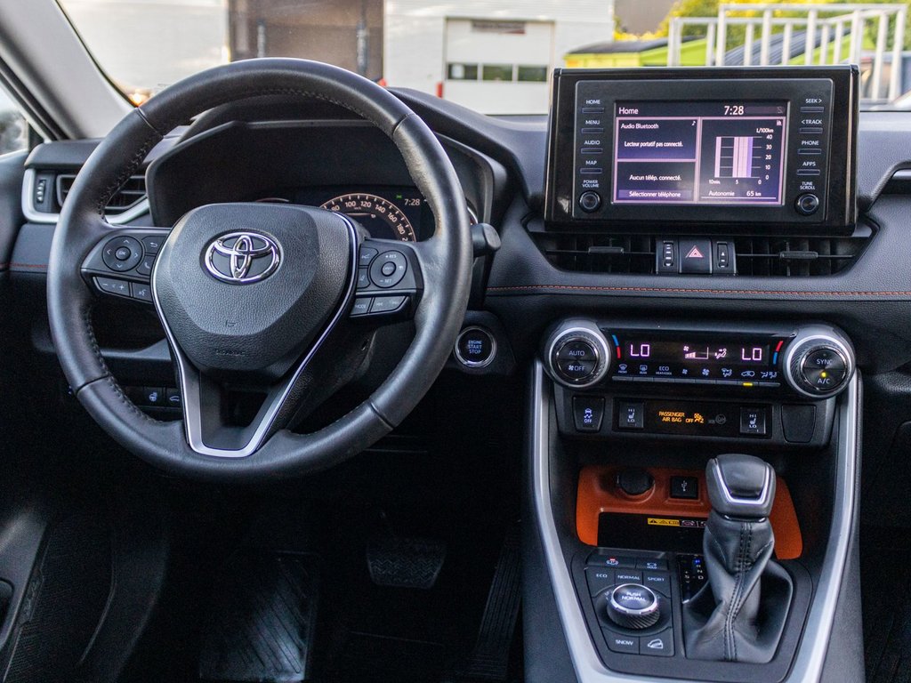 2022 Toyota RAV4 Trail **JAMAIS ACCIDENTÉ + SIÈGES AVANT CHAUFFANTS in Charlemagne, Quebec - 8 - w1024h768px