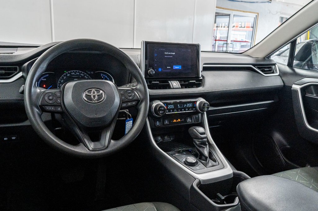 Toyota RAV4 Hybride Hybride LE +CARPLAY+MAG+CAMERA 2023 à Charlemagne, Québec - 6 - w1024h768px