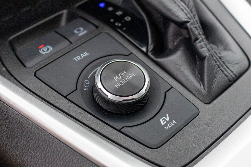 Toyota RAV4 Hybride XLE **JAMAIS ACCIDENTÉ+CARPLAY+CAMÉRA+MAG** 2023 à Charlemagne, Québec - 15 - w1024h768px