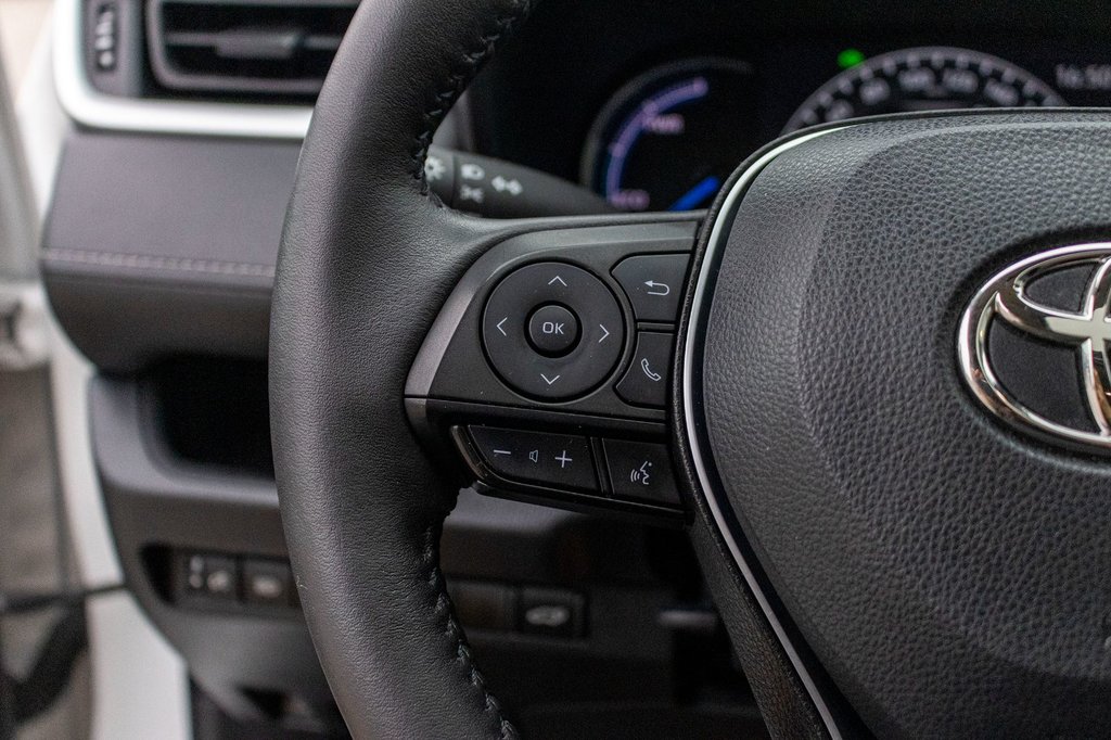 Toyota RAV4 Hybride XLE **JAMAIS ACCIDENTÉ+CARPLAY+CAMÉRA+MAG** 2023 à Charlemagne, Québec - 10 - w1024h768px