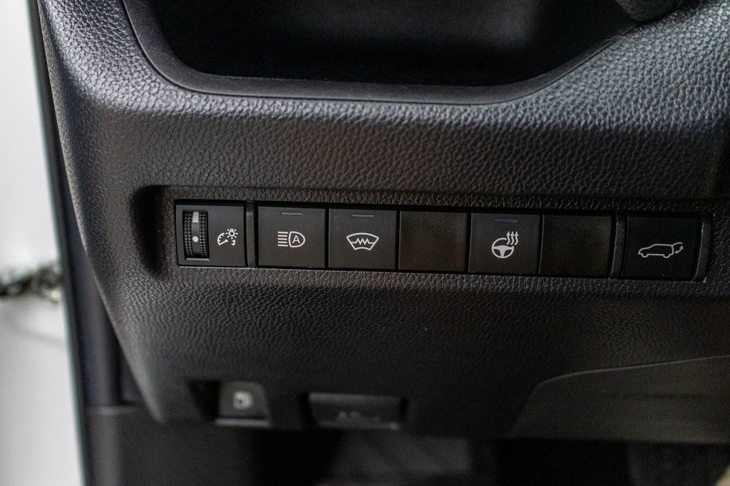 Toyota RAV4 Hybride XLE **JAMAIS ACCIDENTÉ+CARPLAY+CAMÉRA+MAG** 2023 à Charlemagne, Québec - 22 - w1024h768px