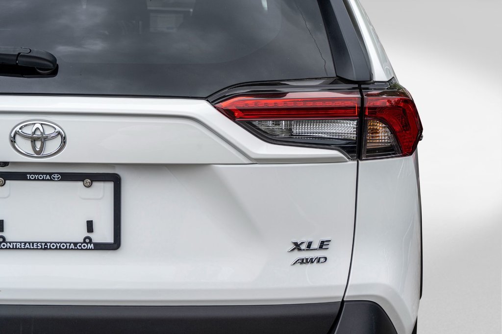 2023 Toyota RAV4 XLE AWD **JAMAIS ACCIDENTÉ** CARPLAY+CAMÉRA+MAG** in Charlemagne, Quebec - 25 - w1024h768px
