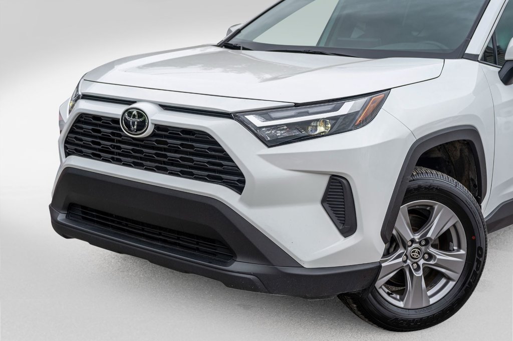 2023 Toyota RAV4 XLE AWD **JAMAIS ACCIDENTÉ** CARPLAY+CAMÉRA+MAG** in Charlemagne, Quebec - 26 - w1024h768px