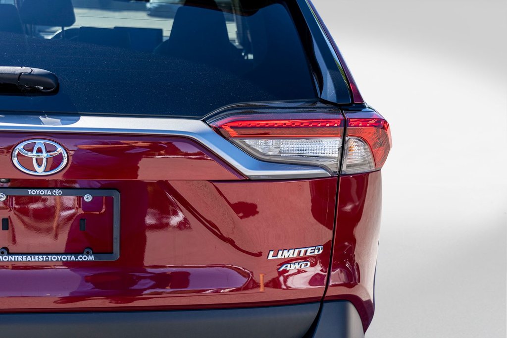 2023 Toyota RAV4 LIMITED **JAMAIS ACCIDENTÉ+CUIR+TOIT+19PO+CARPLAY* in Charlemagne, Quebec - 26 - w1024h768px
