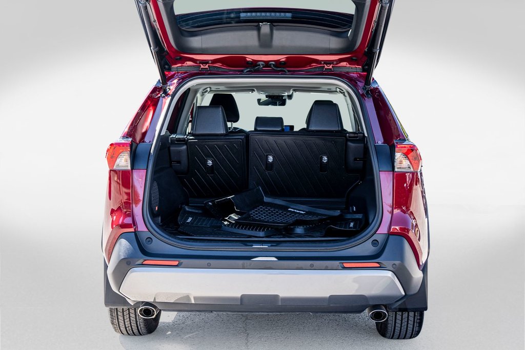 2023 Toyota RAV4 LIMITED **JAMAIS ACCIDENTÉ+CUIR+TOIT+19PO+CARPLAY* in Charlemagne, Quebec - 24 - w1024h768px