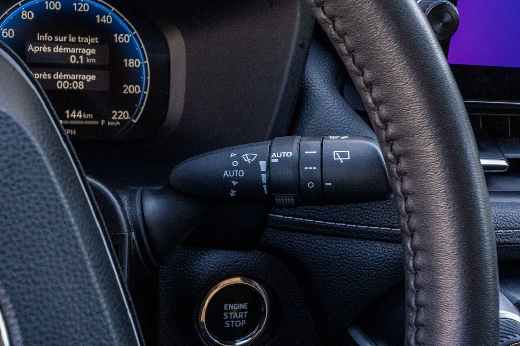 2023 Toyota RAV4 LIMITED **JAMAIS ACCIDENTÉ+CUIR+TOIT+19PO+CARPLAY* in Charlemagne, Quebec - 18 - w1024h768px
