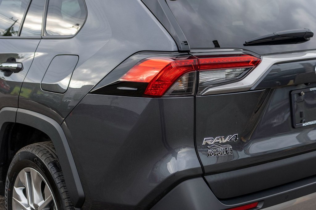 2023 Toyota RAV4 LIMITED **JAMAIS ACCIDENTÉ+CUIR+TOIT+19PO+CARPLAY* in Charlemagne, Quebec - 41 - w1024h768px