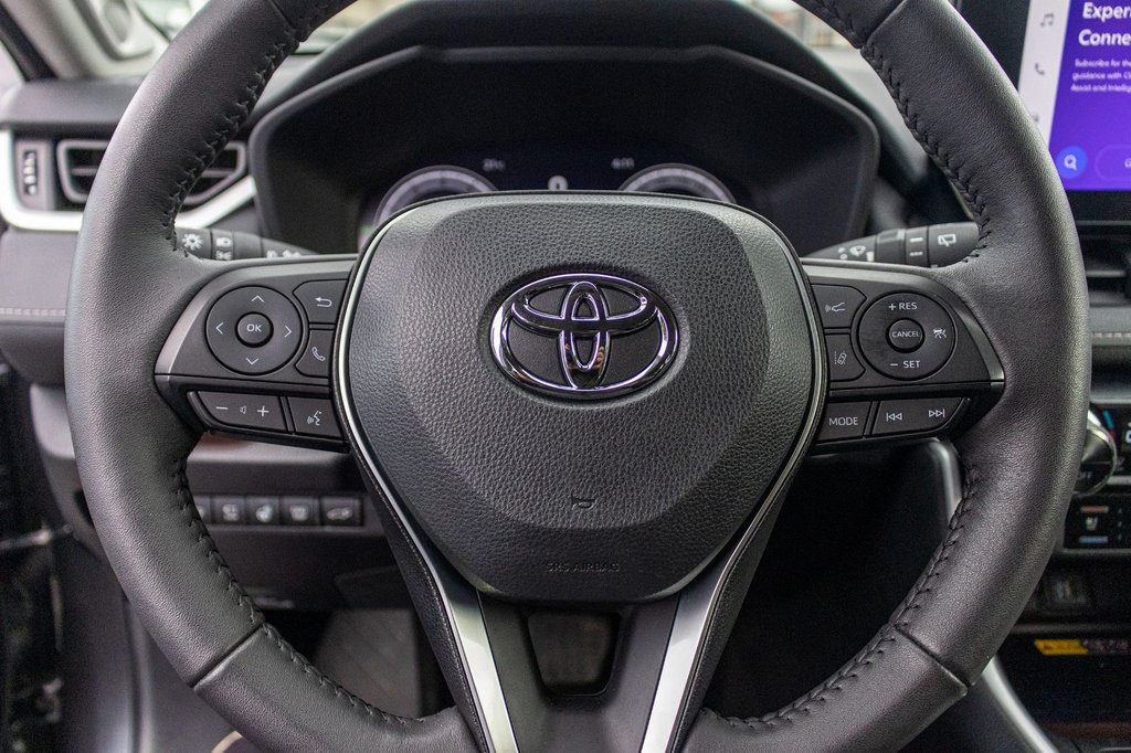 2023 Toyota RAV4 LIMITED **JAMAIS ACCIDENTÉ+CUIR+TOIT+19PO+CARPLAY* in Charlemagne, Quebec - 12 - w1024h768px