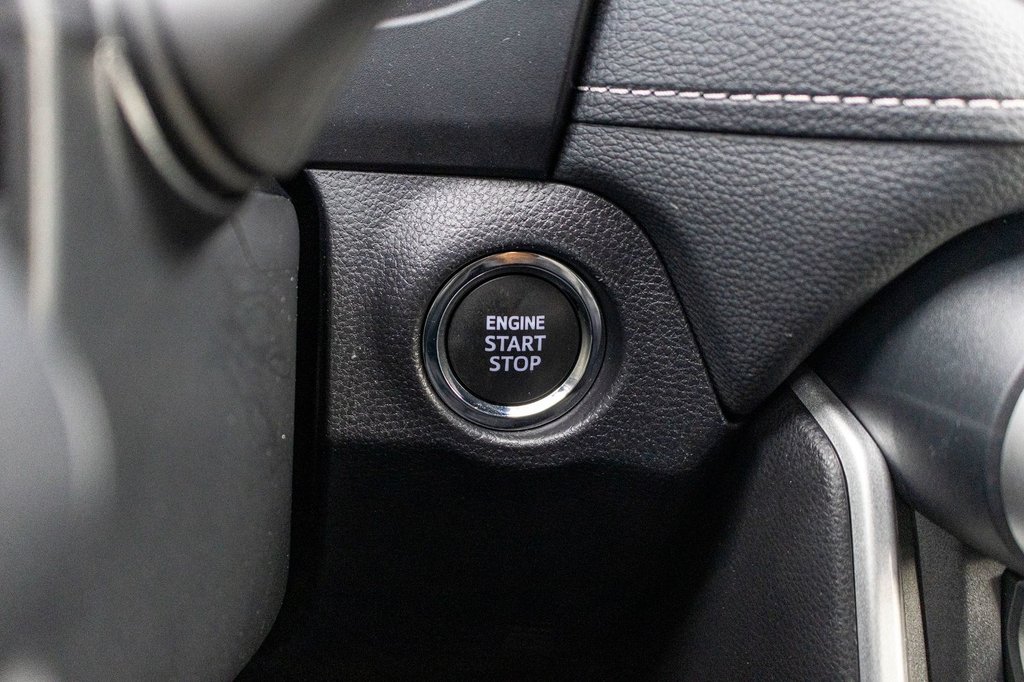 2023 Toyota RAV4 LIMITED **JAMAIS ACCIDENTÉ+CUIR+TOIT+19PO+CARPLAY* in Charlemagne, Quebec - 24 - w1024h768px