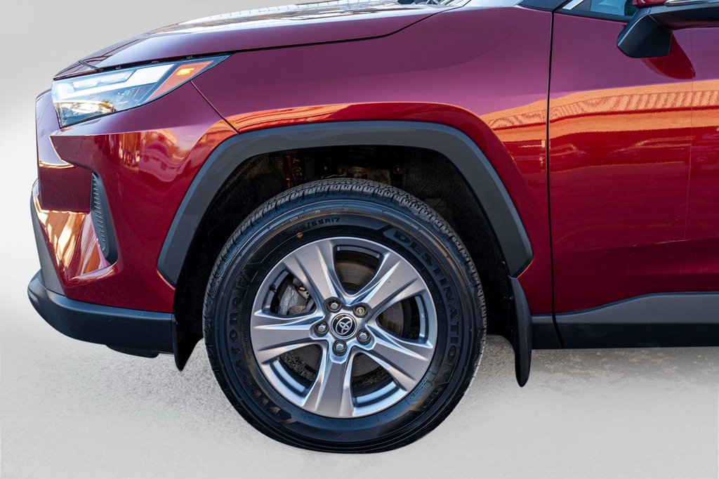 2023 Toyota RAV4 XLE AWD **JAMAIS ACCIDENTÉ** CARPLAY+CAMÉRA+MAG** in Charlemagne, Quebec - 30 - w1024h768px