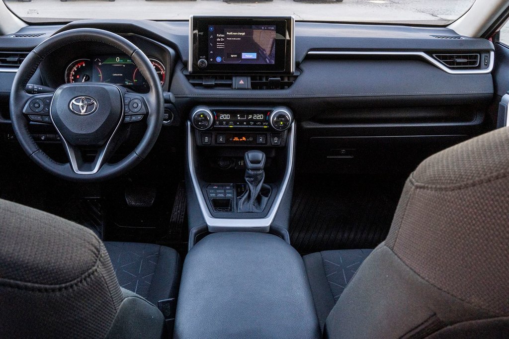 2023 Toyota RAV4 XLE AWD **JAMAIS ACCIDENTÉ** CARPLAY+CAMÉRA+MAG** in Charlemagne, Quebec - 19 - w1024h768px