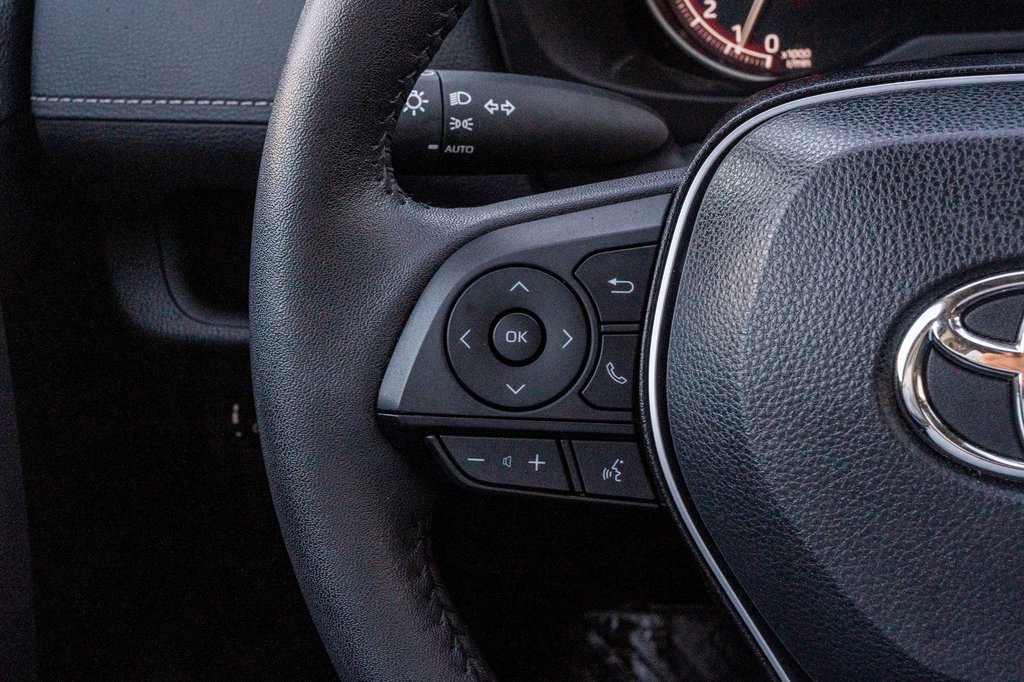 2023 Toyota RAV4 XLE AWD **JAMAIS ACCIDENTÉ** CARPLAY+CAMÉRA+MAG** in Charlemagne, Quebec - 10 - w1024h768px