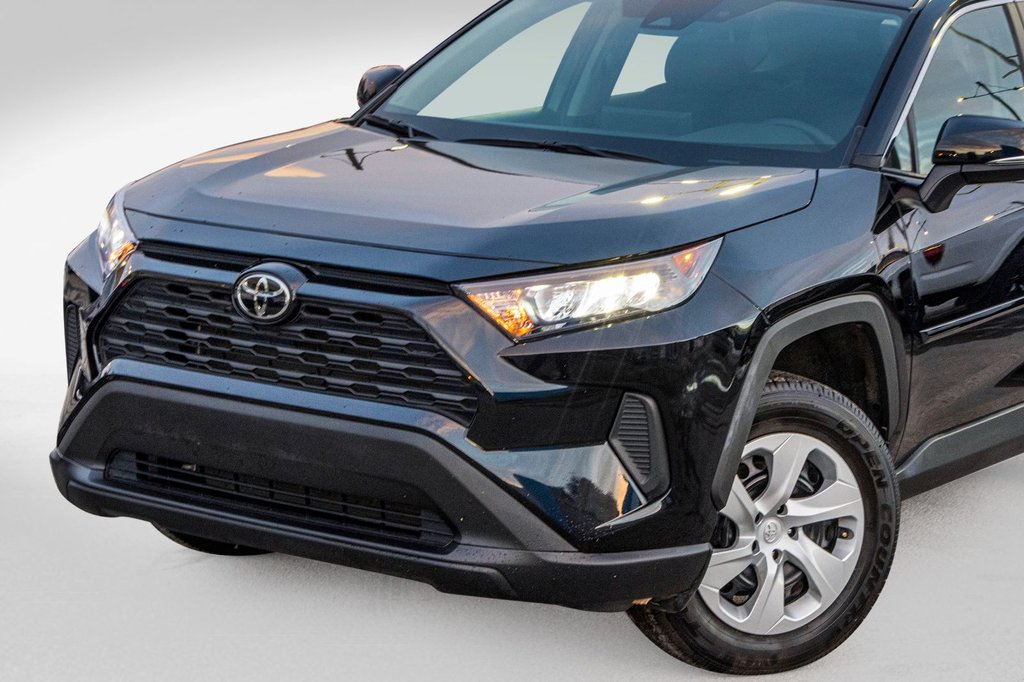 2023 Toyota RAV4 LE AWD **JAMAIS ACCIDENTÉ+CARPLAY+CAMÉRA** in Charlemagne, Quebec - 32 - w1024h768px