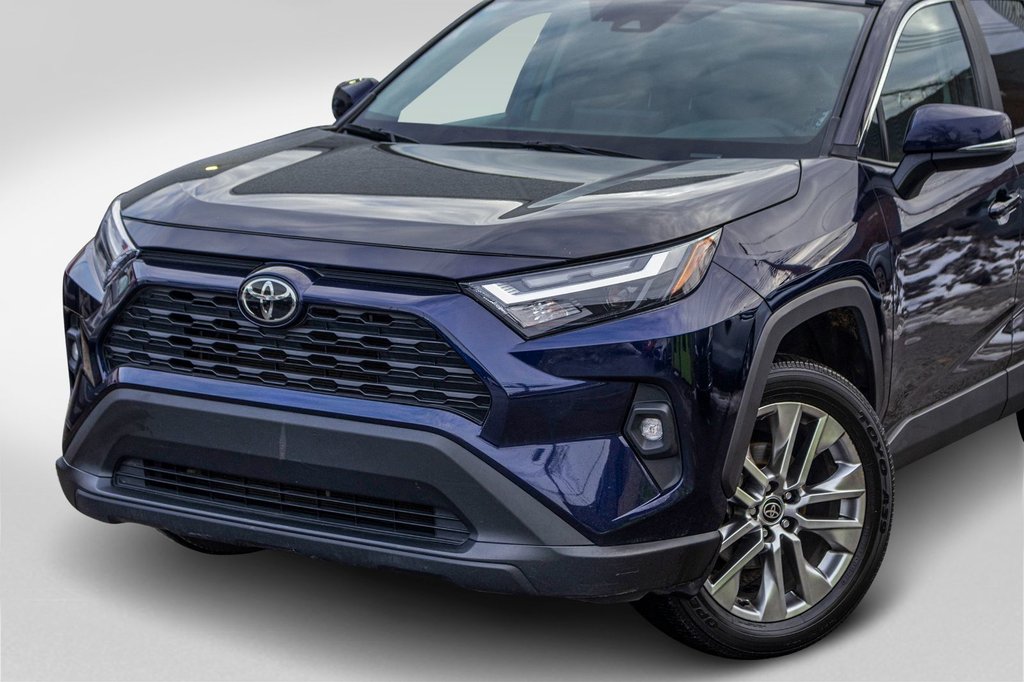 2023 Toyota RAV4 XLE PREMIUM **JAMAIS ACCIDENTÉ+CUIR+TOIT+19PO** in Charlemagne, Quebec - 36 - w1024h768px